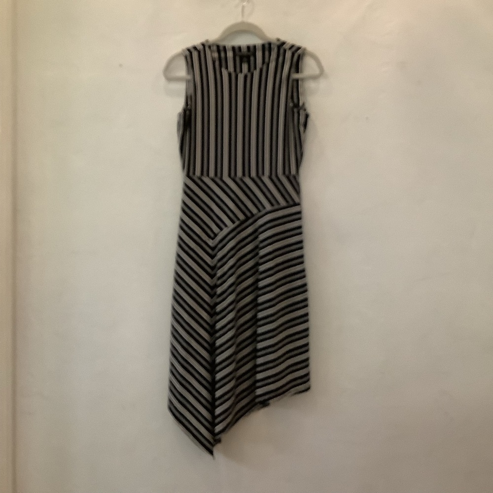 Banana republic asymmetrical dress dark navy and white stripe - Picture 3 of 7